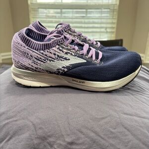 Brooks Ricochet Blue Purple Athletic Running Shoes Women Size 8.5
